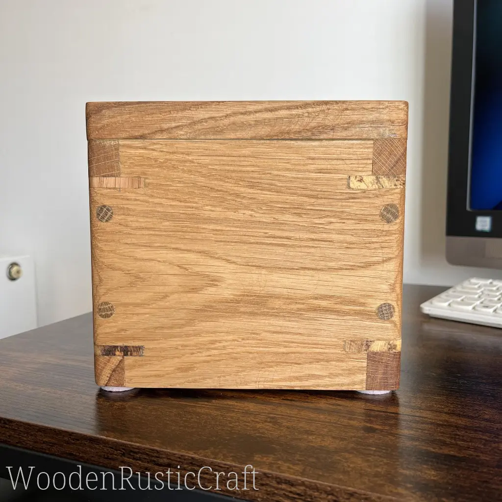 Handmade Oak Mini Ches-15.webp