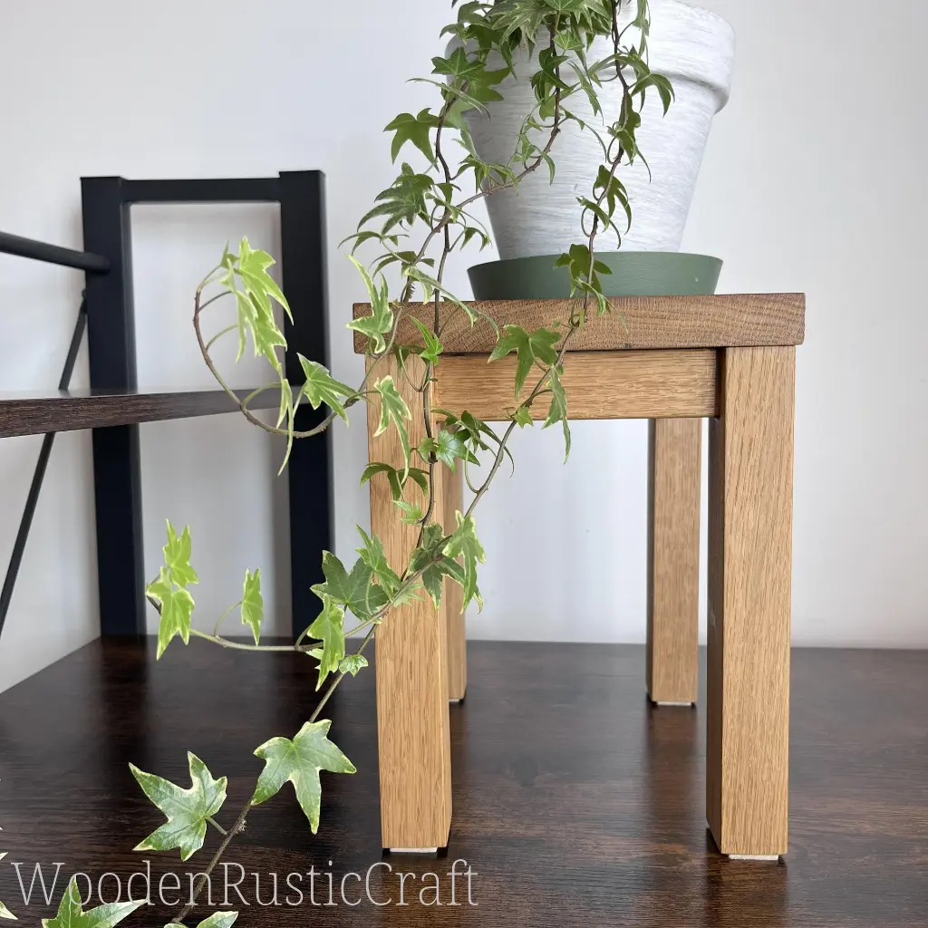 Miniature English Oak Stool Display Riser, 12.webp