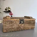 Handcrafted oak keepsake chest-23.webp