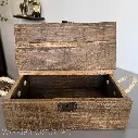 Handcrafted oak keepsake chest-25.webp