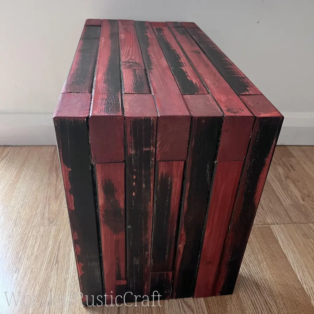 Pine Rustic Stool-17.webp