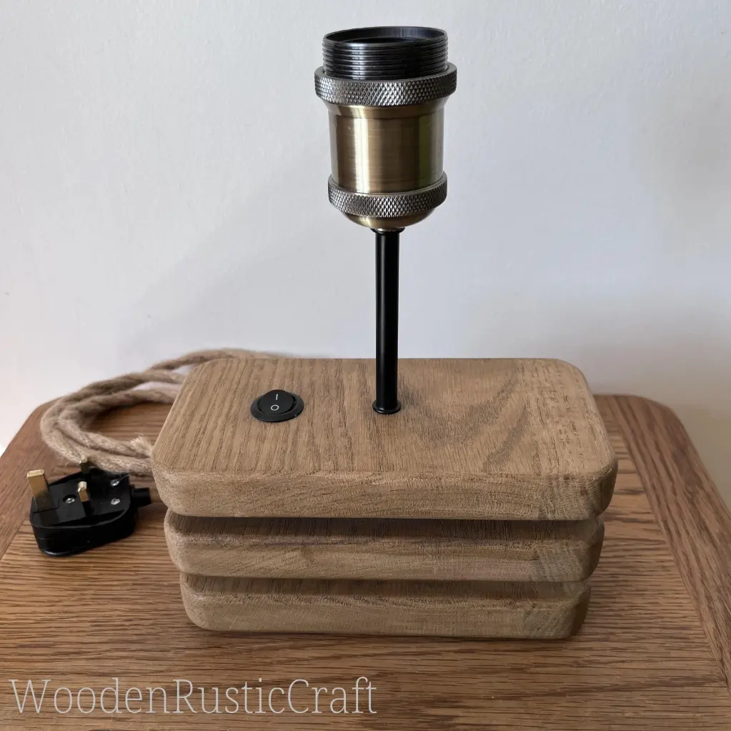 Country Farmhouse Table Lamp-12.webp