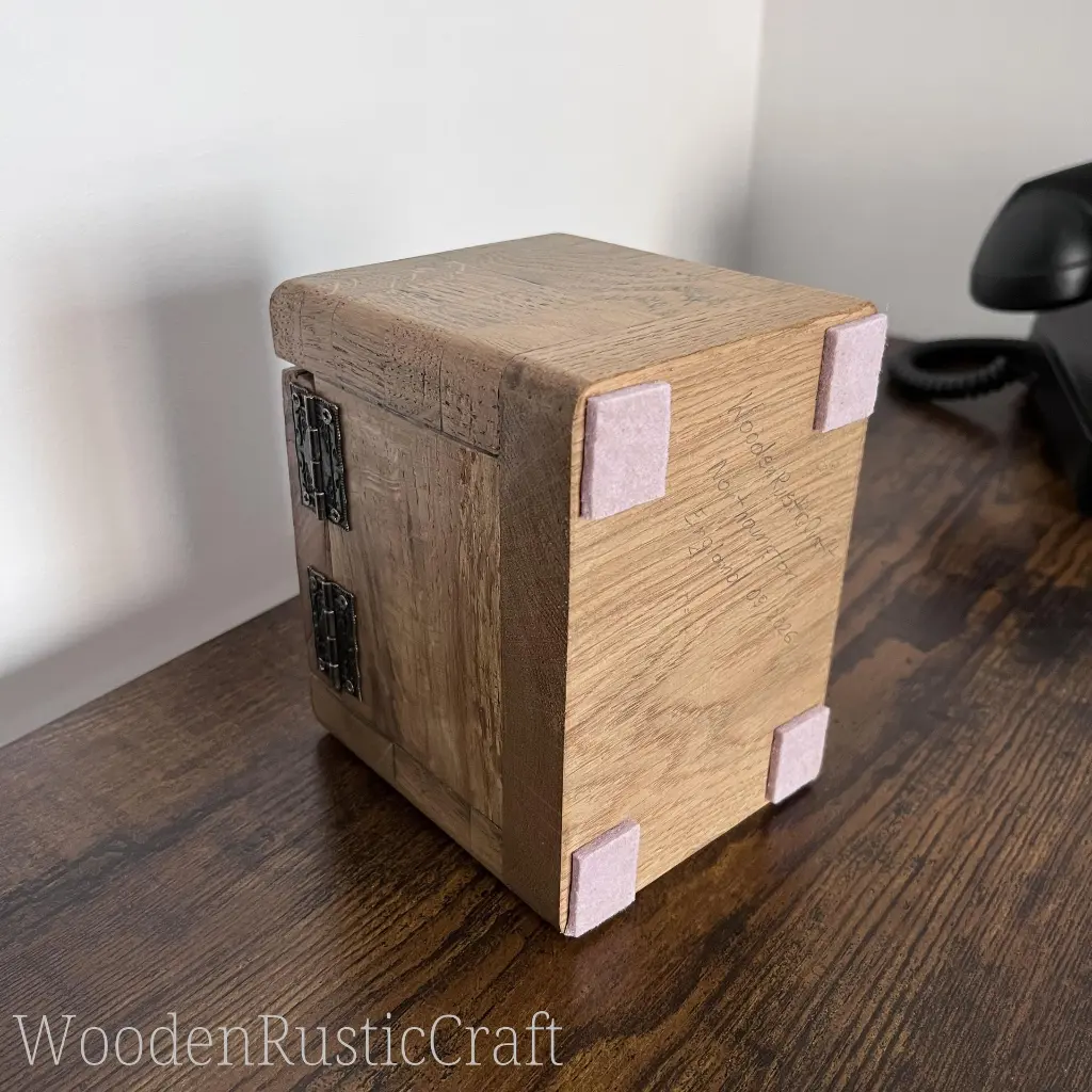 Handmade Rustic Oak Box-18.webp