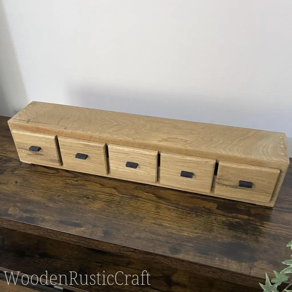 wooden_rustic_keepsake_box-15.webp