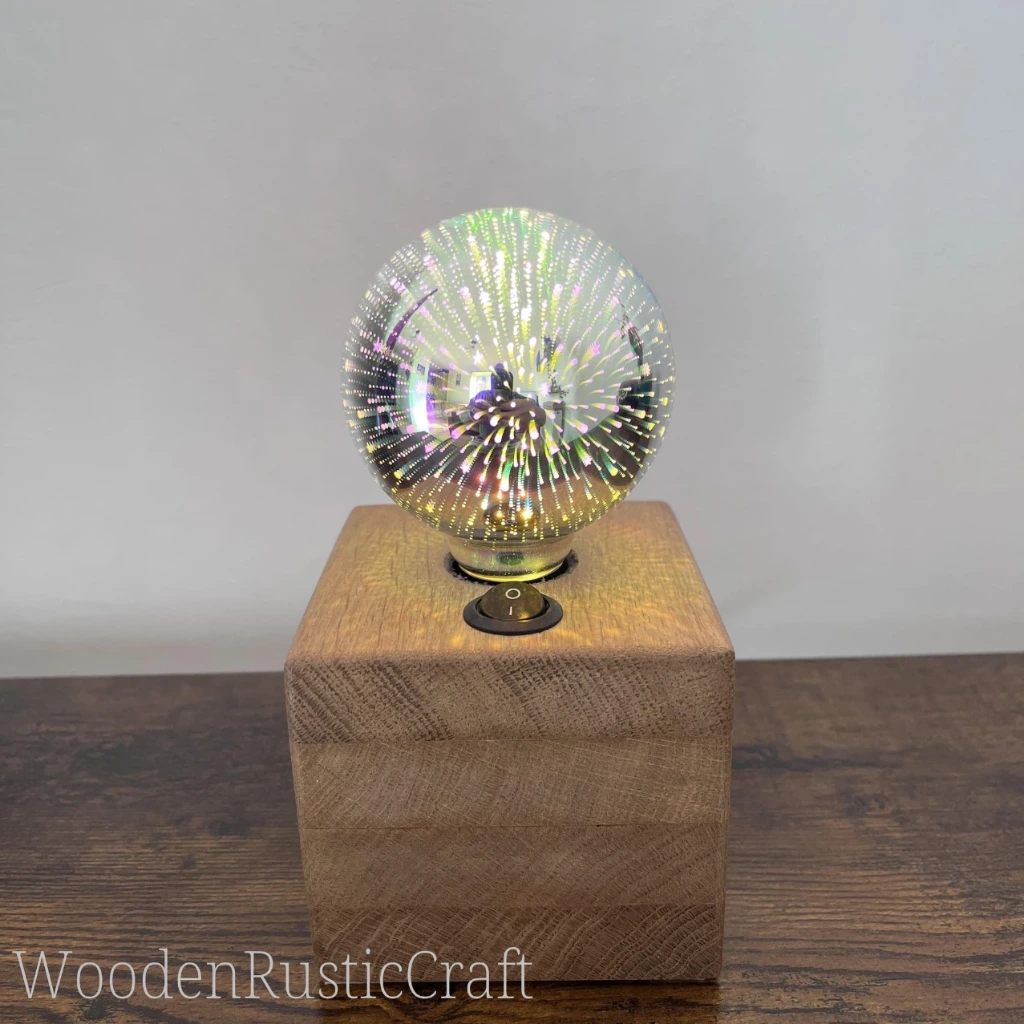 Small Oak Cube Lamp with Decorative Bulb
