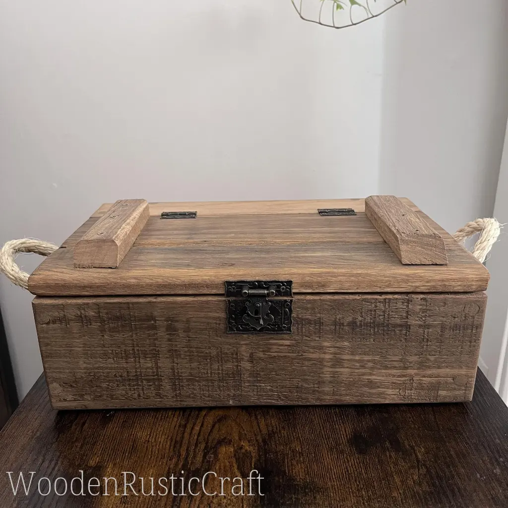 Handmade Rustic Red Oak Keepsake Chest-13.webp