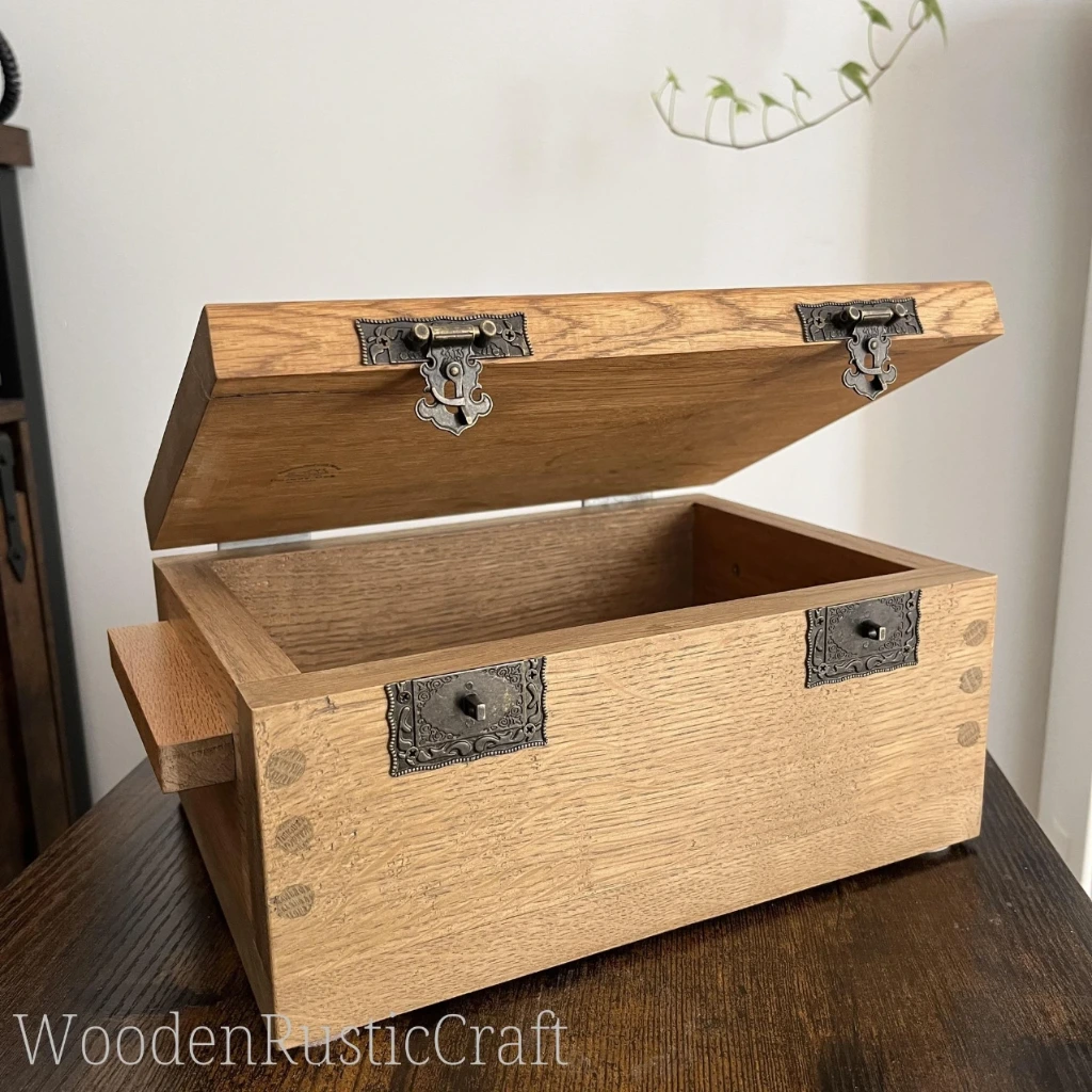Solid Oak Keepsake Chest | Memory Box