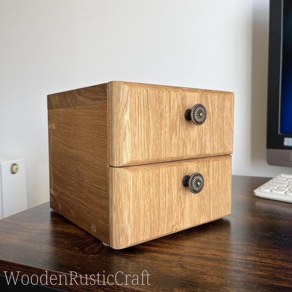 Small Handmade Oak Chest of Drawers | Spalted Oak Details
